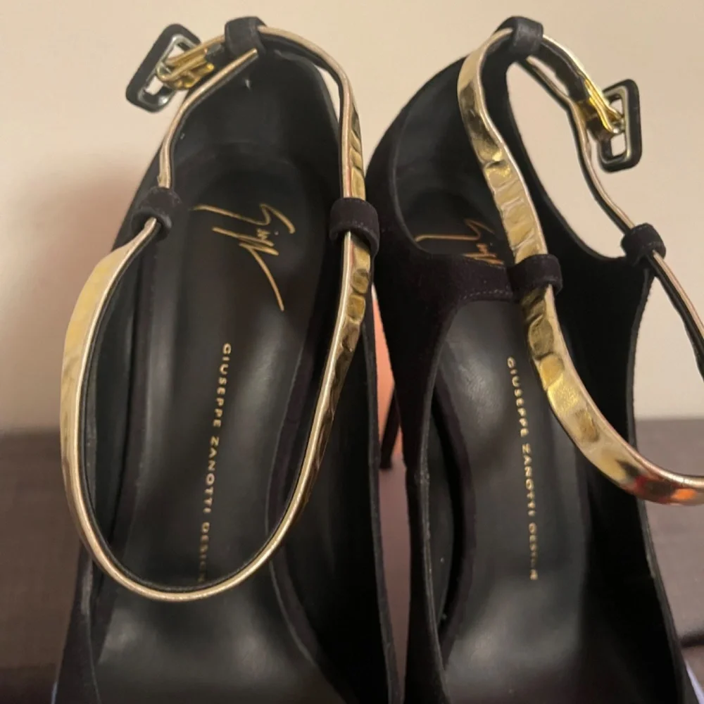 Giuseppe Zanotti heels - Picture 9 of 9